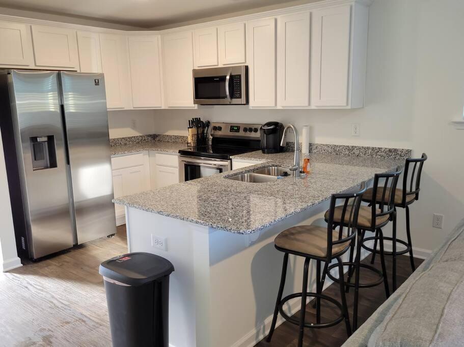 Sc 3755 New 2 Bedroom Townhouse Ft Jackson & Usc Колумбия Экстерьер фото